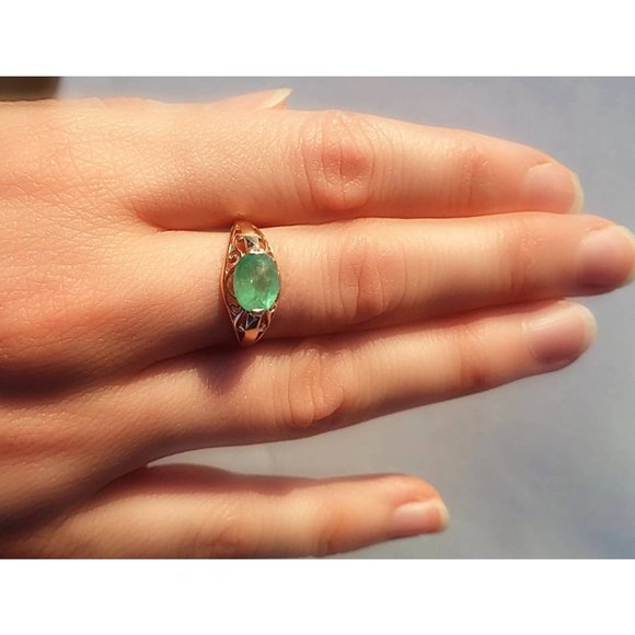 Gold Emerald Ring 14K, Natural Green Emerald Gemstone Ring Size 7.5 1.15ct - Picture 1 of 9